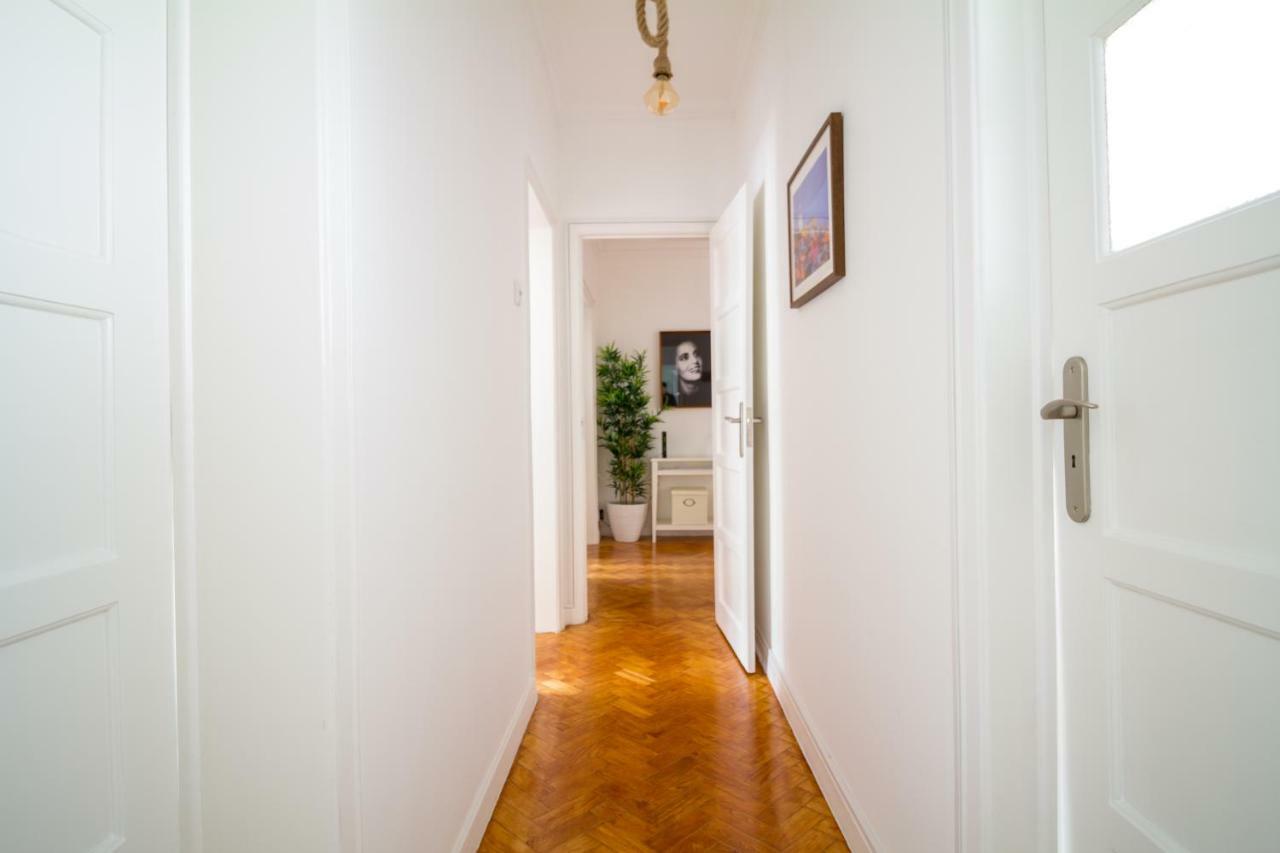 Avenidas Cozy Apartment ลิสบอน ภายนอก รูปภาพ