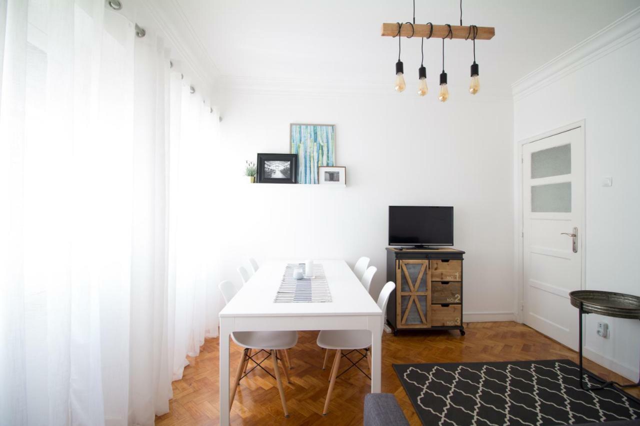 Avenidas Cozy Apartment ลิสบอน ภายนอก รูปภาพ
