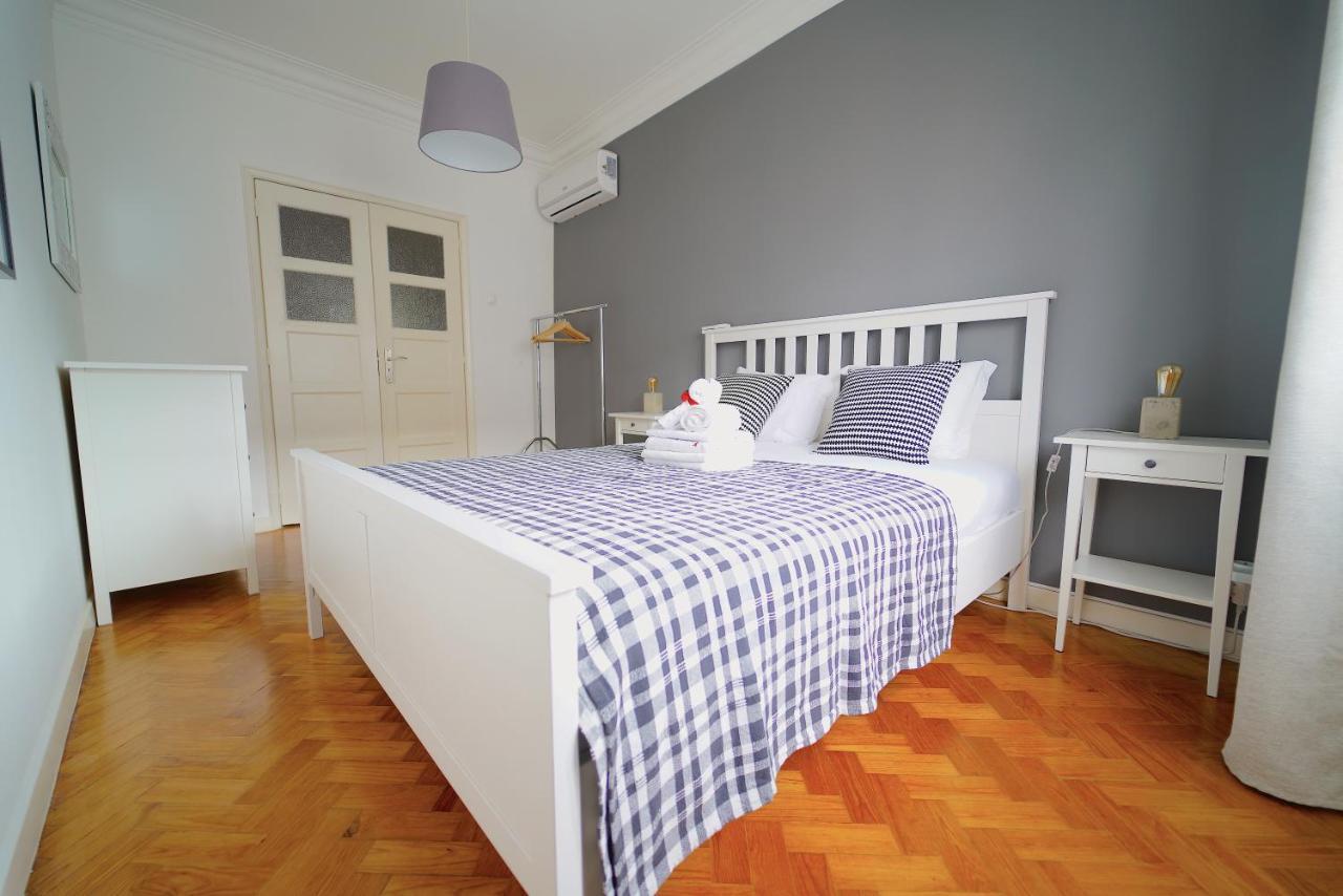 Avenidas Cozy Apartment ลิสบอน ภายนอก รูปภาพ